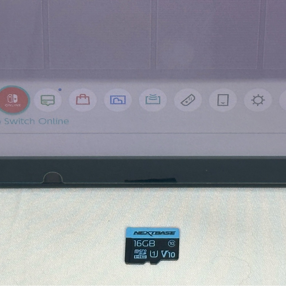 Nintendo switch - Picture 3 of 8